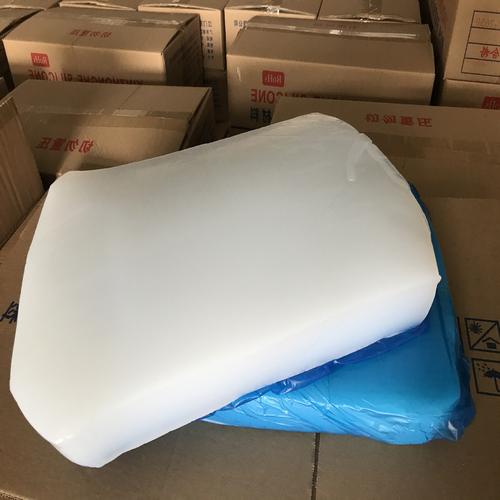 硅橡胶原材料与混炼硅胶技术开发 从沉淀胶到高抗撕、高透明硅胶的全面解析
